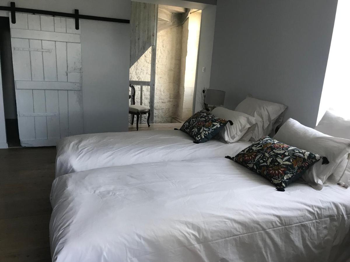 Logis De Pierre Levee Bed & Breakfast Bessines Dış mekan fotoğraf